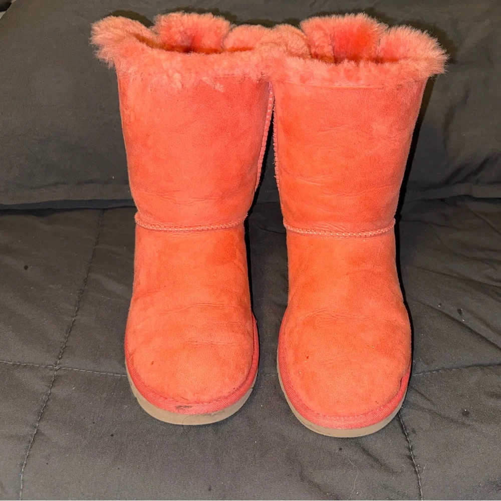 Pink UGG- Big Kids Bailey Bow II Boot size 6 - Picture 1 of 11